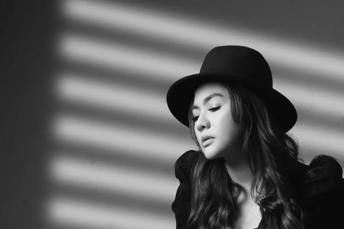 Vicky Shu comeback dengan Lagu Sayangnya Masih Sayang, jadi penyanyi sekaligus songwriter