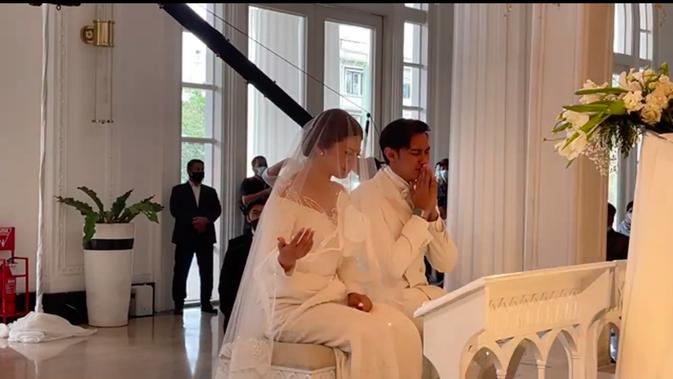 Immanuel Caesar Hito Menikah dan Felicya Angelista keduanya resmi telah menjadi suami istri. (YouTube Felicia Angelista)