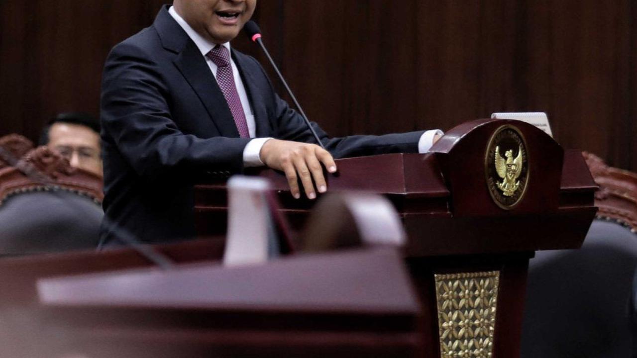 “Ini (Pilpres) adalah wujud tertinggi dari kedaulatan rakyat di mana setiap suara dapat dihitung tanpa tekanan, tanpa ancaman, tanpa Imbalan. Pertanyaannya, apakah Pilpres 2024 kemarin telah dijalankan secara bebas jujur dan adil? izinkan kami menjawabn