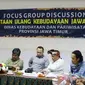 FGD Dinas Kebudayaan dan Pariwisata Jawa Timur dan Fakultas Ilmu Budaya Universitas Airlangga untuk memetakan dan merumus ulang kebudayaan Jawa Timur. (Foto: Liputan6.com/Dian Kurniawan)