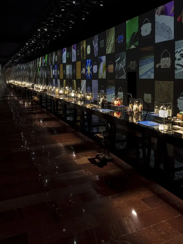 Fendi Hand in Hand, Pameran Tas Baguette Kreasi Perajin Lokal Italia