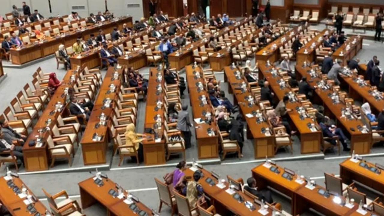 Tak Ada RUU Perampasan Aset, Ini Daftar Lengkap Prolegnas 2025 yang Diusulkan DPR