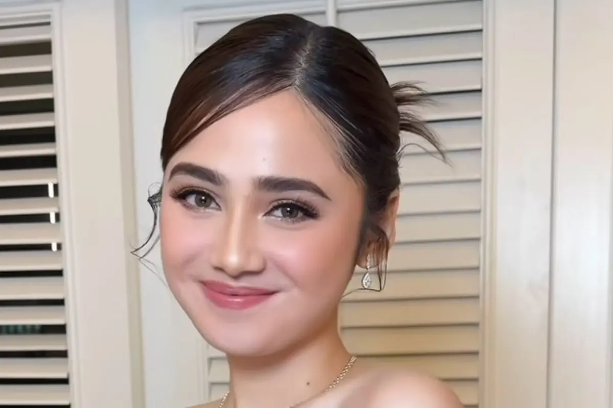 Syifa Hadju Tampil Glowing dengan Makeup Fresh di Perayaan MD Entertainment