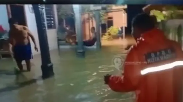 Banjir merendam puluhan rumah di Madiun. (Istimewa)
