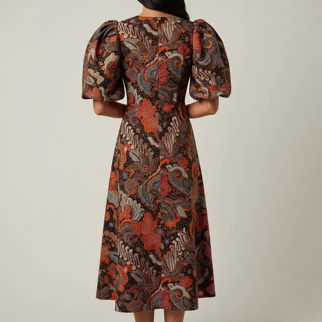 9 Model Batik Lengan Puff Volume Formal, Tampil Anggun dan Modern