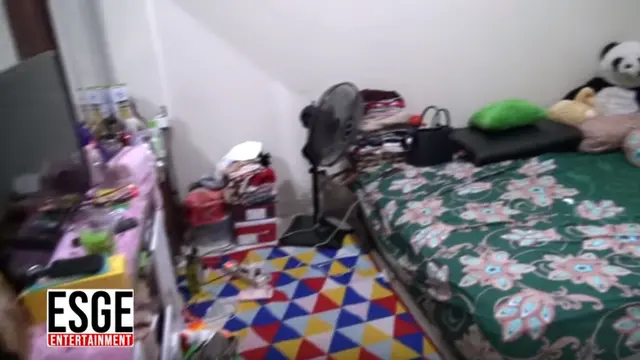 Potret Kosan Ely Sugigi (sumber: YouTube/Esge Entertainment)