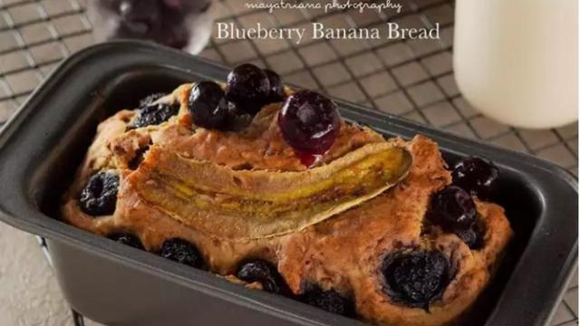 Blueberry Banana Bread