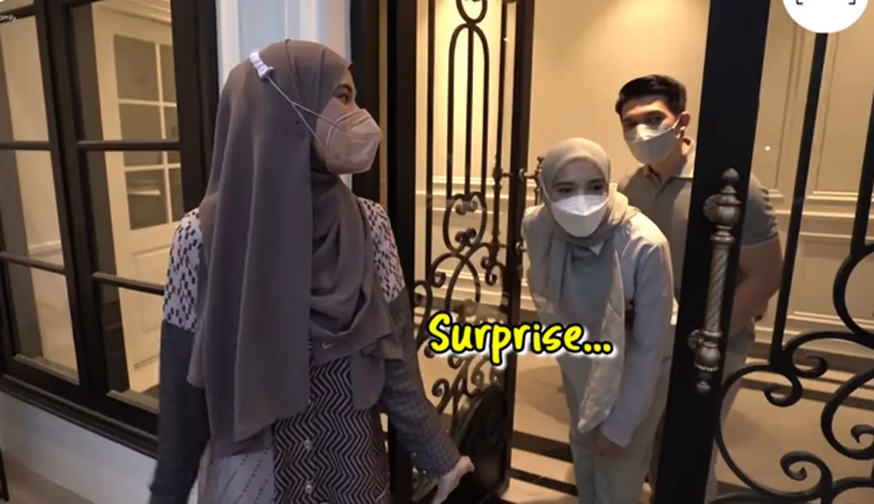 Buka Bersama TSF, Shireen dan Zaskia Sungkar (Youtube/The Sungkar Family)