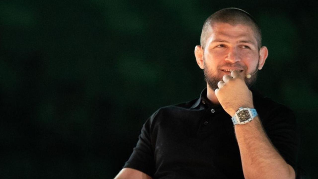 Khabib Nurmagomedov Buka Suara soal Pengusiran Dirinya dari Pesawat