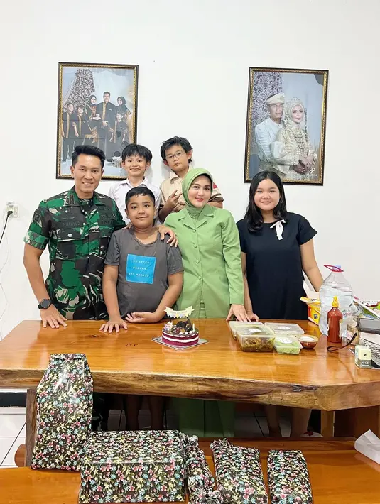 [Instagram/julianamoechtar]