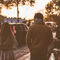 Tak ada salahnya menanyakan soal keseriusan sejak awal. (Foto: unsplash.com)