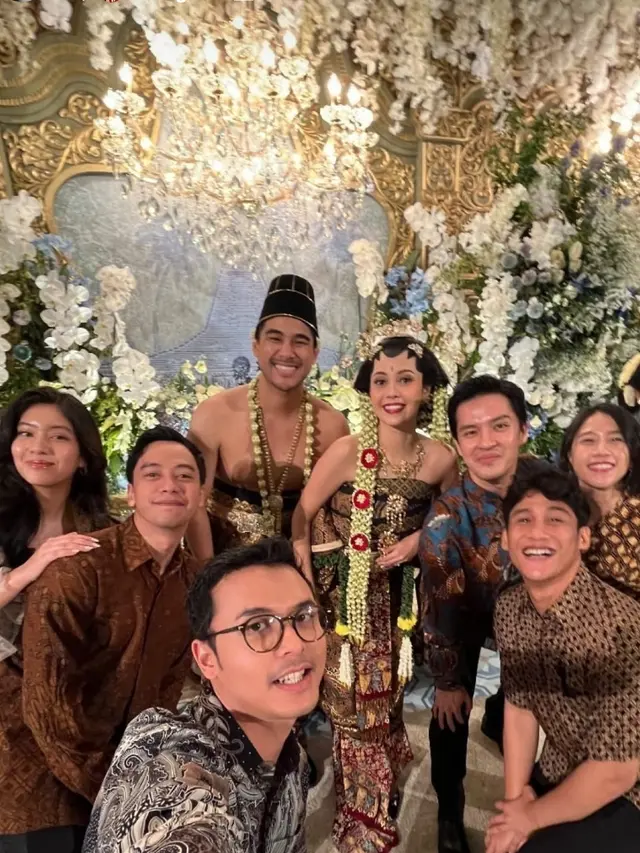 Anggika Bolsterli dan Omar
