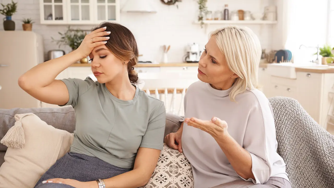 Mom Shaming Dapat Memicu Stres pada Ibu