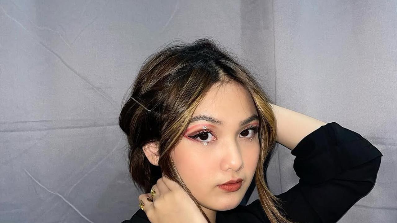 Potret Cantik Aisyah Aqilah, Pemeran Utama di Serial 'AKU TAK MEMBENCI HUJAN'
