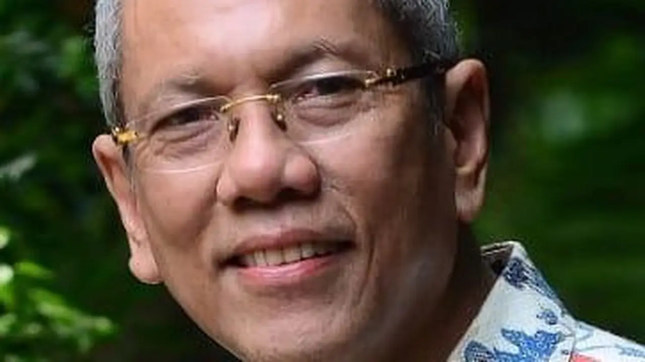Prof Tjandra Yoga Aditama