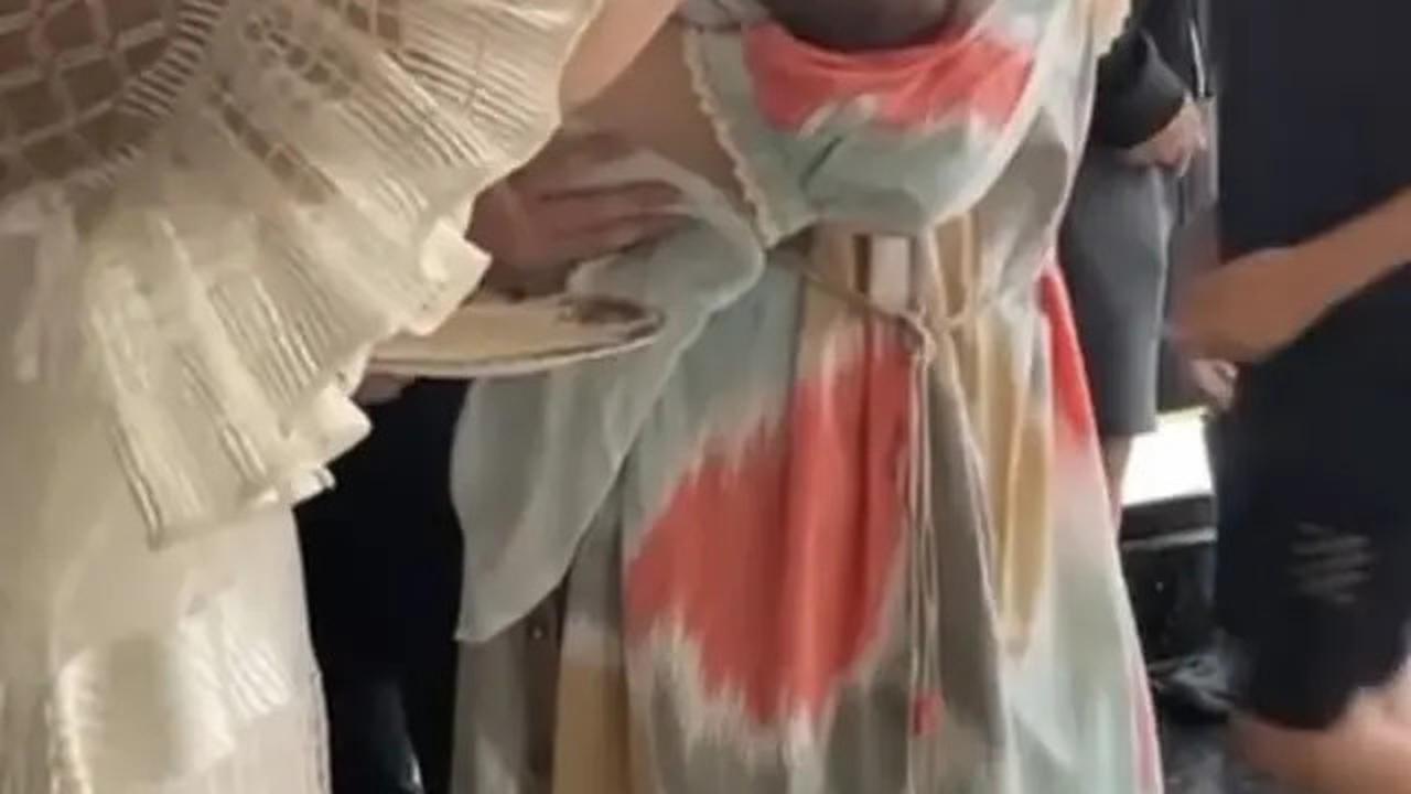 Disambut Keluarga Besar