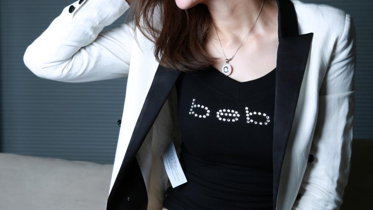 [Bintang] Hesty Klepek Klepek