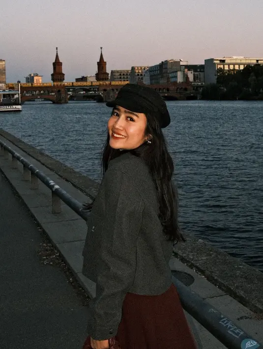 Febby Rastanty kembali tampil stylish setelah dirinya sukses taklukan Berlin Marathon 2024 [@febbyrastanty]