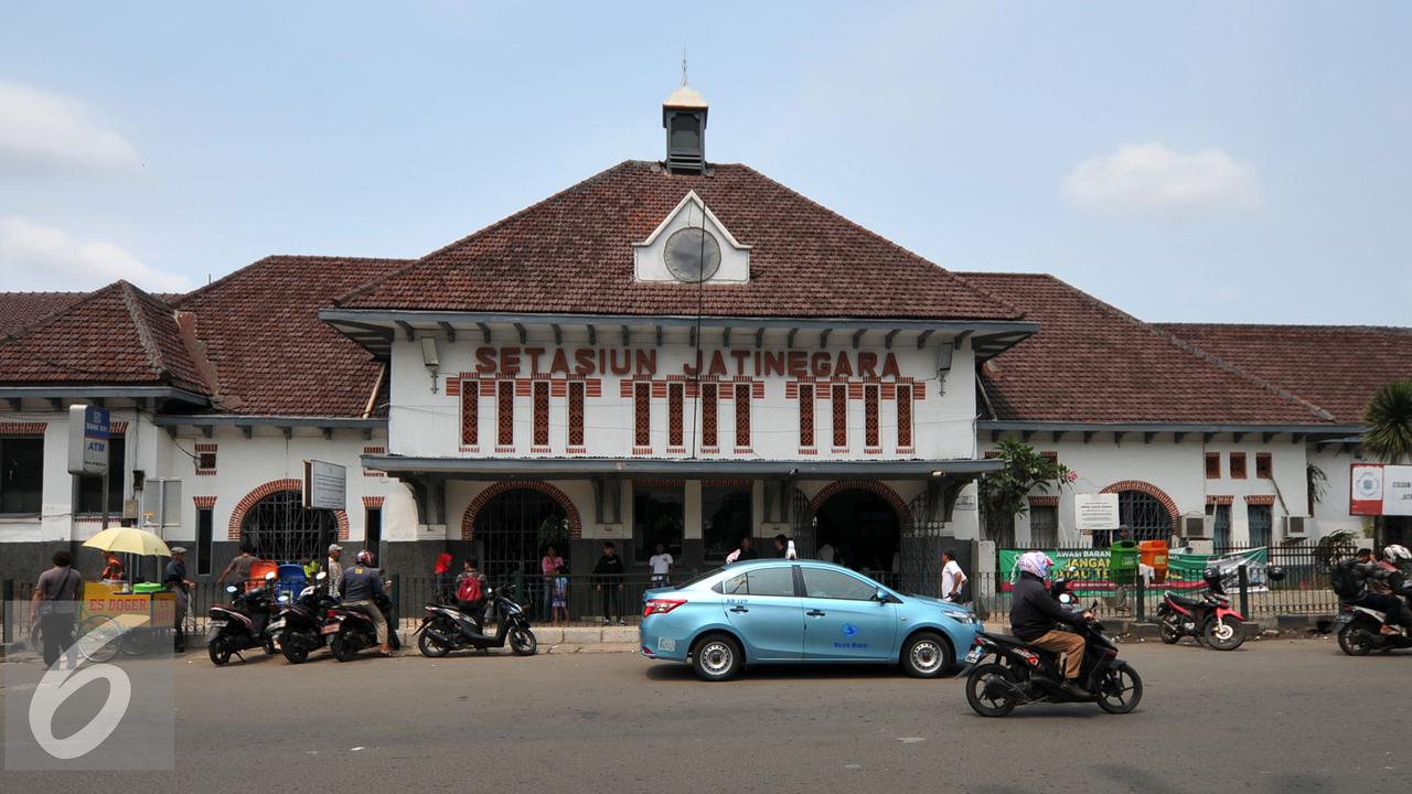Daftar 5 Kereta Berhenti Luar Biasa di Stasiun Jatinegara, Imbas Acara Lari di Monas