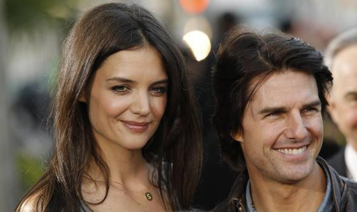 Tom Cruise - Katie Holmes dari masa ke masa