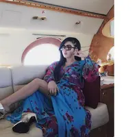 Gaya Selebriti Dalam Jet Pribadi Mewah