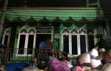 Musala ini selamat dari kobaran api yang hanguskan pasar Gembrong