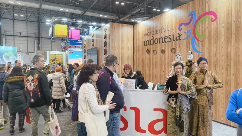 Kolase Nusantara di Pameran Pariwisata FITUR 2025 Dihadirkan KBRI Madrid - ShowBiz Liputan6.com