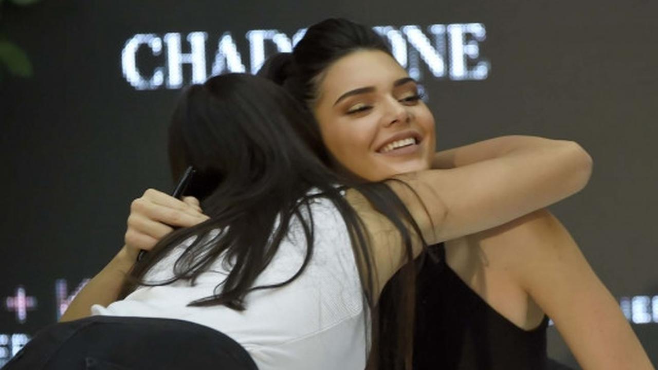 Pesona Kendall dan Kylie bikin heboh fans di Melbourne