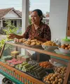 Usaha dari Teras Rumah yang Cepat Punya Pelanggan Tetap Model Jajan Pasar dan Camilan / Ilustrasi gambar oleh AI