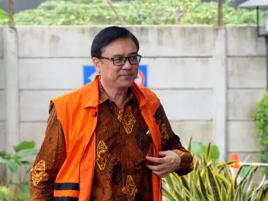 Direktur Operasional Lippo Group Billy Sindoro tiba di Gedung KPK, Jakarta, Jumat (30/11). Billy diperiksa sebagai tersangka terkait dugaan suap terhadap Bupati Bekasi Neneng Hasanah Yasin. (Merdeka.com/Dwi Narwoko)