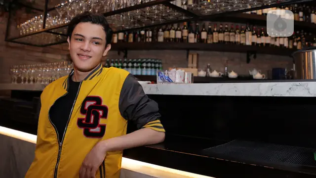 [Bintang] Shawn Adrian