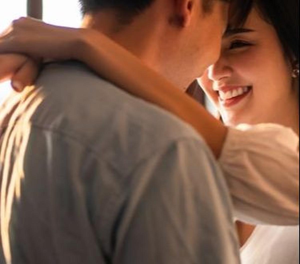 Beberapa pantun lucu untuk pacar baris berikut bisa jadi pilihan. Dirangkum dari berbagai sumber, Selasa (14/5) simak informasinya.
