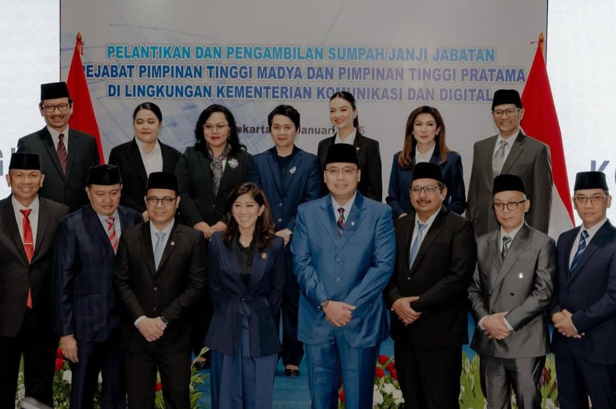 Penampilan Elegan Raline Shah di Pelantikan Staf Khusus Komdigi, Detail Bros Emas Jadi Sorotan