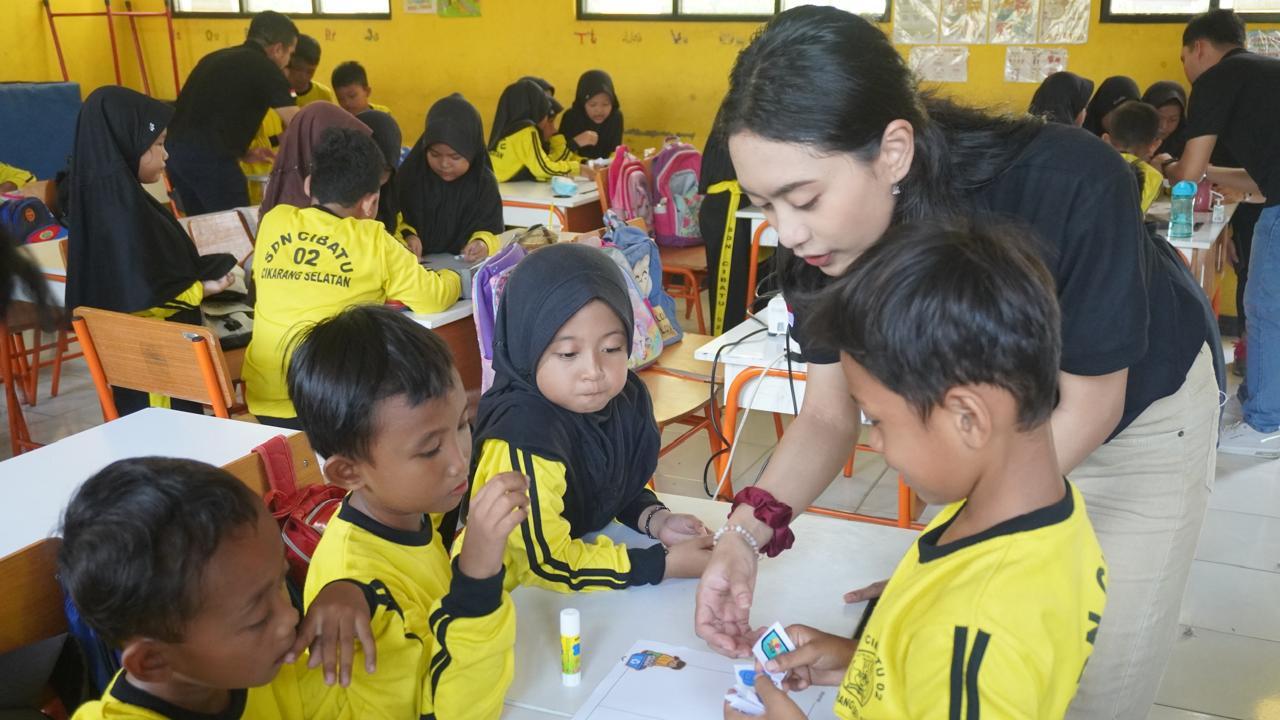 PT Lippo Cikarang Tbk (LPCK) kembali menggelar kegiatan tanggung jawab sosial di bidang pendidikan bertajuk Lippo Cikarang Mengajar. (Dok LPCK)