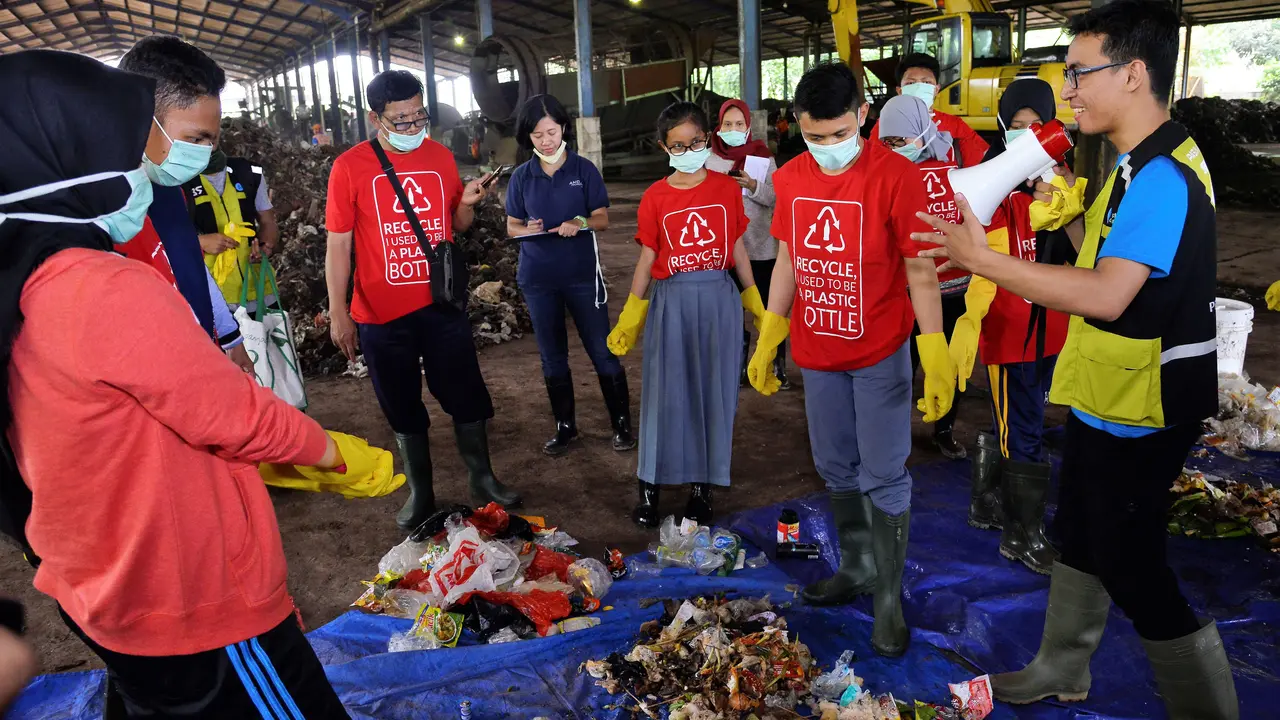 #PlasticReborn, Inspirasi Kesadaran Kelola Sampah Anak Muda