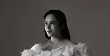 Di kehamilan 38 minggu, Chelsea Islan kembali curi perhatian dengan penampilan anggunnya [@chelseaislan]