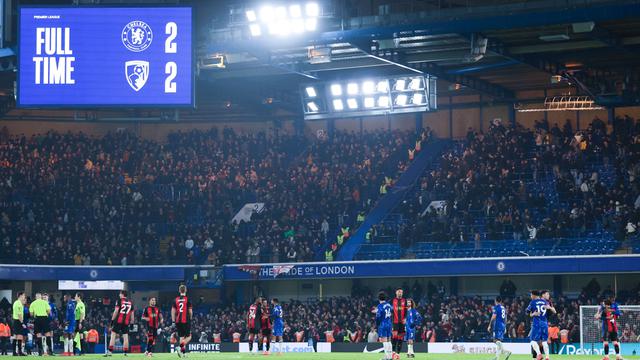 Foto: Kluivert Cetak Gol, Reece James Penyelamat Chelsea