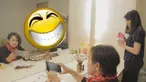 Gula pasir menjadi salah satu barang favorit di kantor. Namun, apa jadinya kalau akhirnya gula pasir menjadi rebutan?