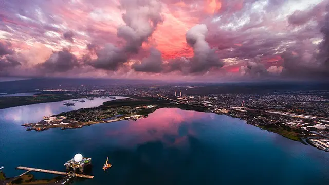 Dustin Wong - A FIERY SUNRISE OVER PEARL HARBOR