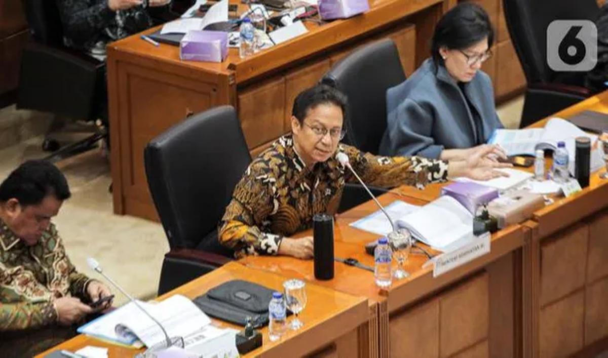 Selain itu, kata Budi, UU Kesehatan bisa menyederhanakan proses penerbitan surat tanda resgistrasi (STR). Menurutnya, selama ini proses penerbitan STR rumit dan lama.