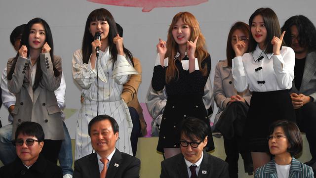 Girlband K-Pop Red Velvet Tampil Menghibur di Korea Utara