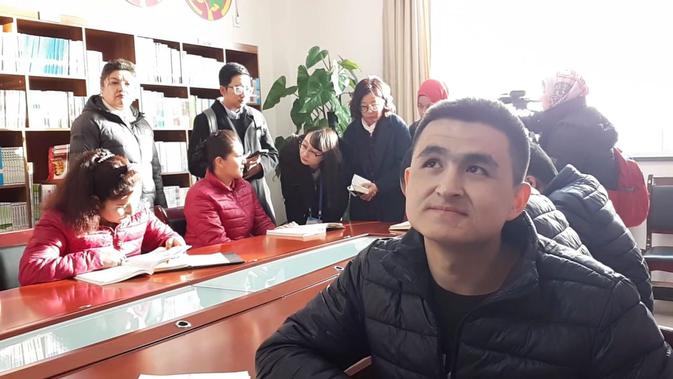 Abdul Qudus, seorang 'siswa' di 'Pusat pelatihan vokasional Hotan' di Hotan County, Prefektur Hotan, Xinjiang (Rizki Akbar Hasan / Liputan6.com)