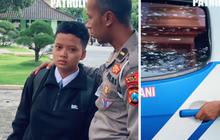 Bocah Ini Minta Tolong ke Polisi untuk Diantarkan Berangkat Les, Alasan di Baliknya Bikin Haru
