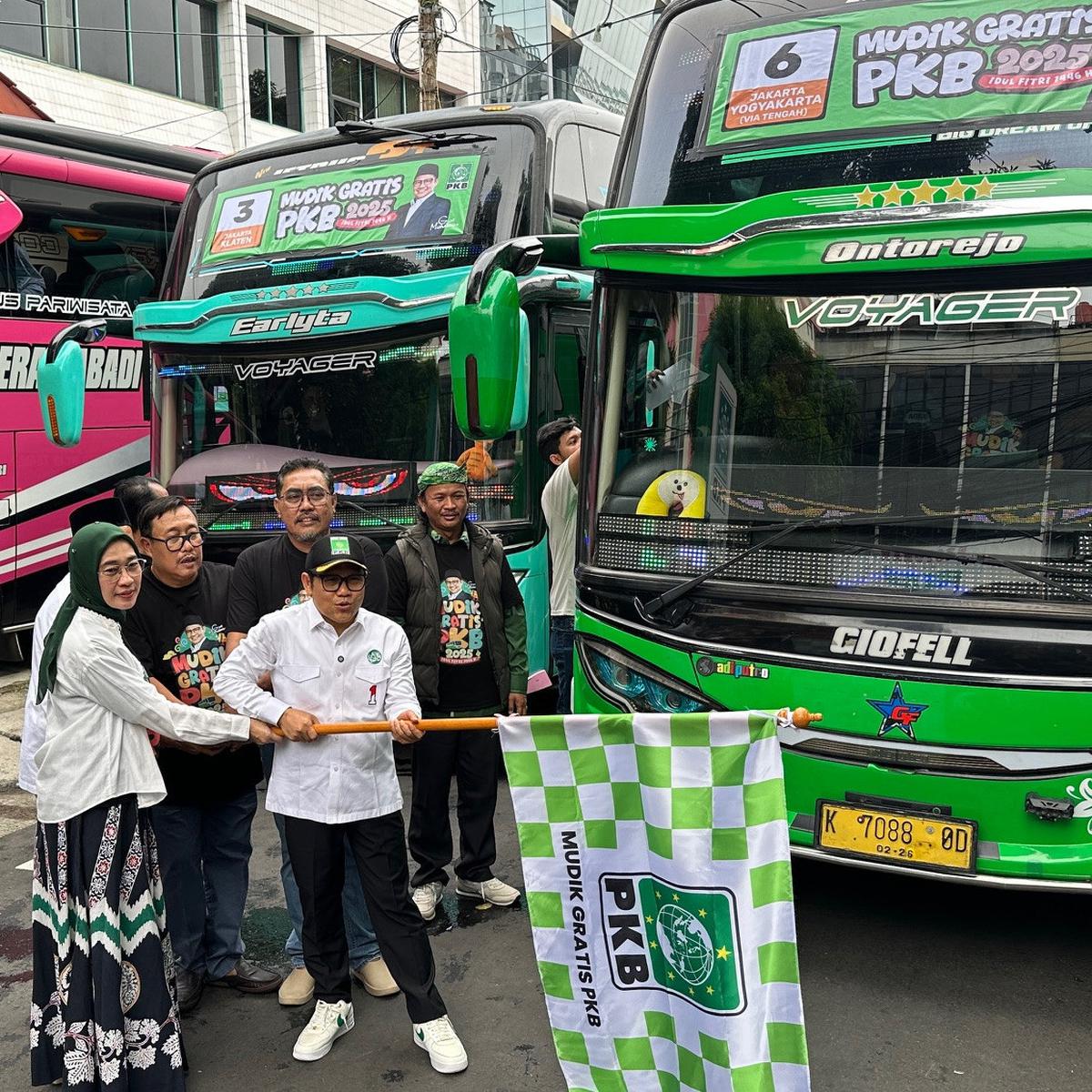 Cak Imin Lepas 1.000 Rombongan Pemudik Gratis PKB