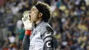 Guillermo Ochoa. Kiper asal Meksiko berusia 36 tahun ini kini menjalani musim ke-3 bersama klub masa kecil dan pertamanya Club America di Liga Meksiko. Sebelumnya mulai 2011/2012 hingga 2018/2019 ia sempat berseragam Ajaccio, Malaga, Granada, dan Standard Liege. (AFP/Getty Images/Tim Nwachukwu)