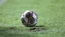 Stadion Pakansari sempat diguyur hujan sebelum laga Timnas Indonesia vs Malaysia. Jauh sebelum dipakai sebagai venue Grup B Kualifikasi Piala Asia U-17 2023, stadion tersebut kerap jadi sorotan. (Bola.com/Ikhwan Yanuar)