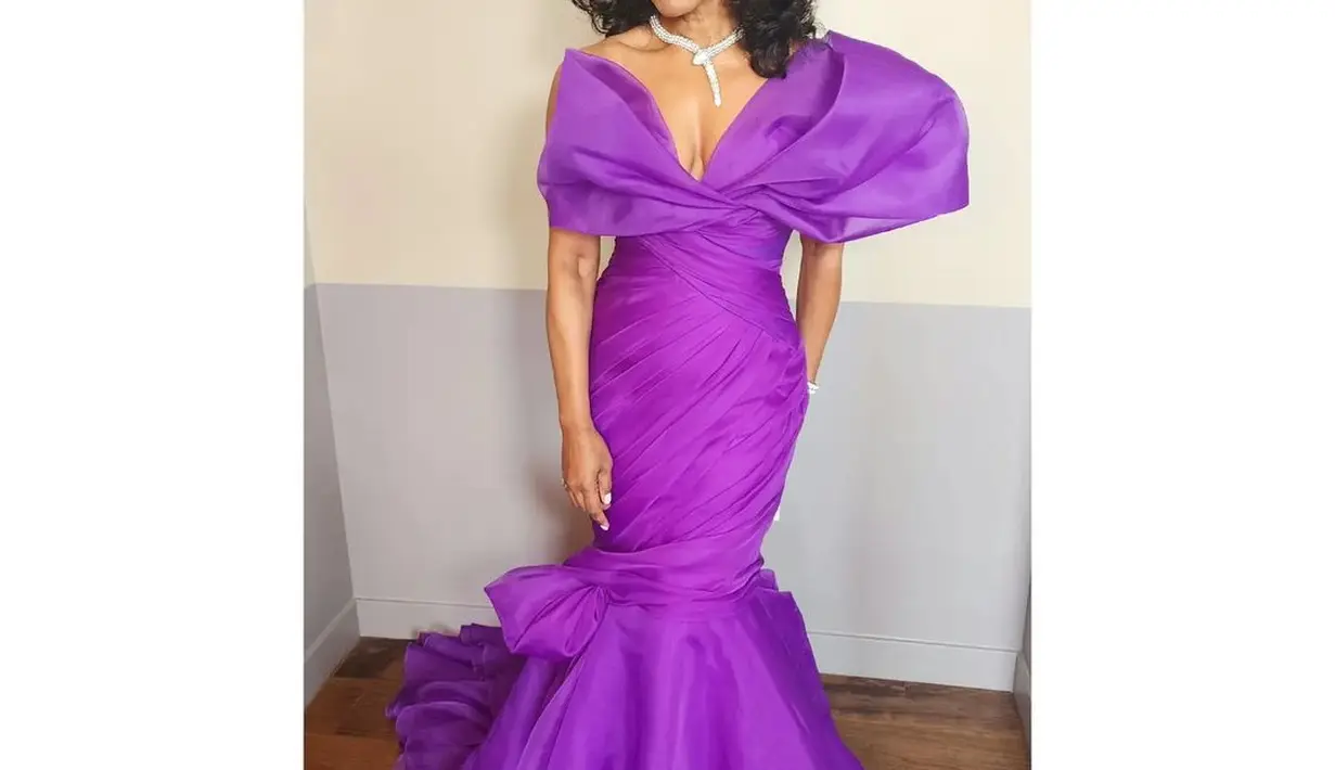 Angela Bassett diduga kesal karena tidak berhasil memenangkan Piala Oscar [@jlynnstyle18]