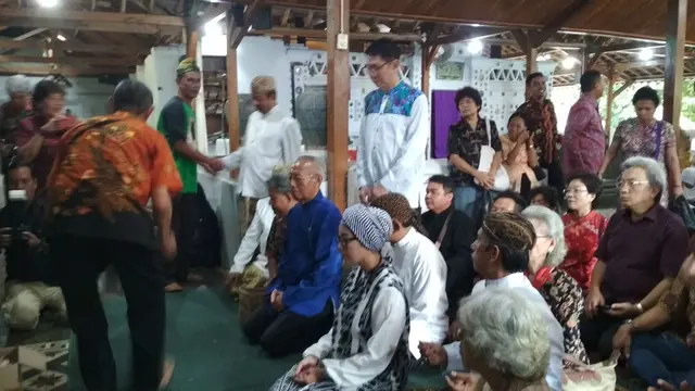 Ziarah Makam Sunan Gunung Jati dan Pengaruh Putri Ong Tien di Cirebon