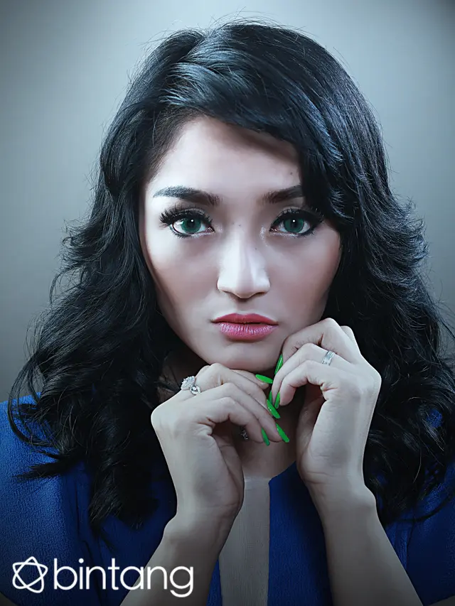 [Bintang] Siti Badriah