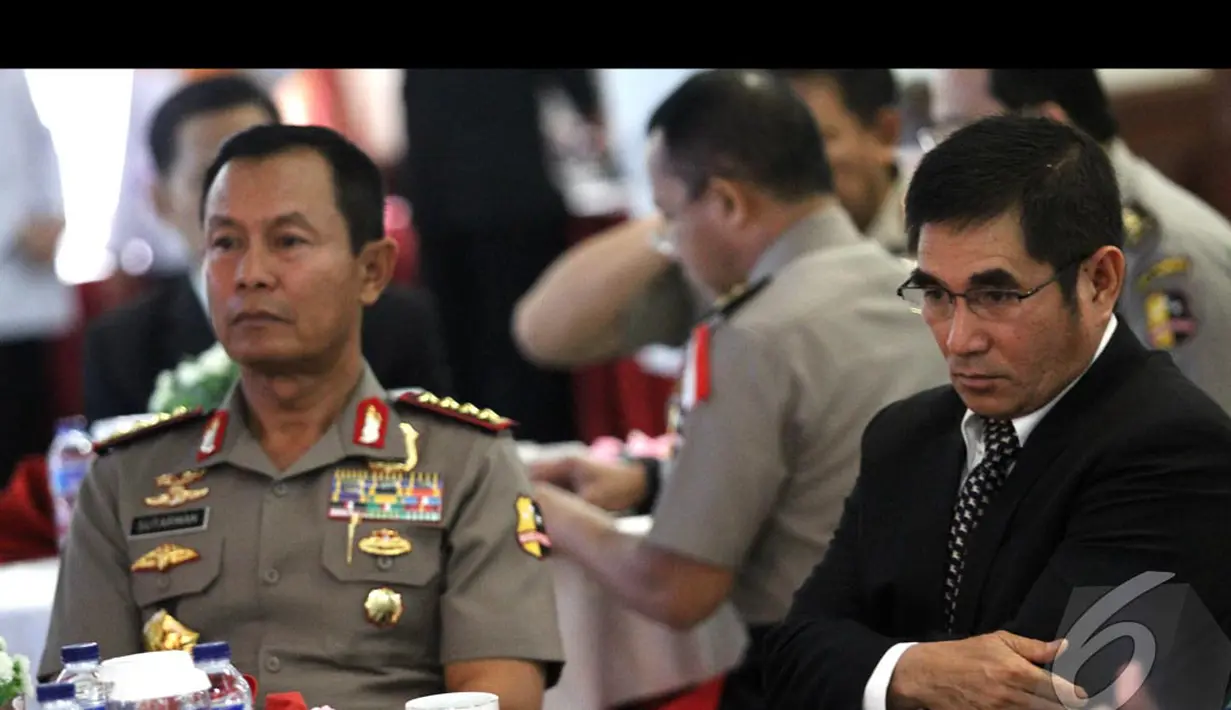Gelar Sarjana Hukumnya ia dapatkan dari Universitas Hasanuddin, Makassar, di mana ia mengambil jurusan Hukum Internasional (Liputan6.com/Faizal Fanani)